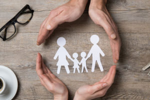 سایهای از بخش دولتی بر سرخصوصیهای صنعت بیمه است