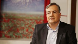 بنزین ارزان خوب است یا گران؟