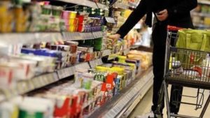 گوجهفرنگی، صدرنشین افزایش قیمت کالاهای اساسی در آبانماه