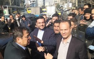 بازدید سرزده همتی از بازار ارز در روز پاسخ قاطع ایران به آمریکا
