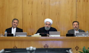 دولت و مردم با هم مشکلات را حل میکنند
