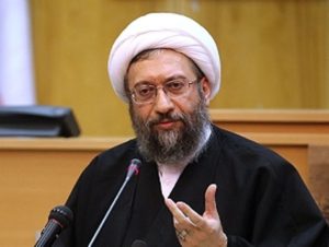 بانکها خلاف مصلحت و قانون سرمایه گذاری نکنند