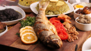 غذا گردی در رشت؛ از اناربیج تا ترش کباب