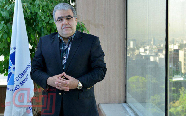 تعلیق ۴۰۰ کارت بازرگانی در آستانه انتخابات نهم