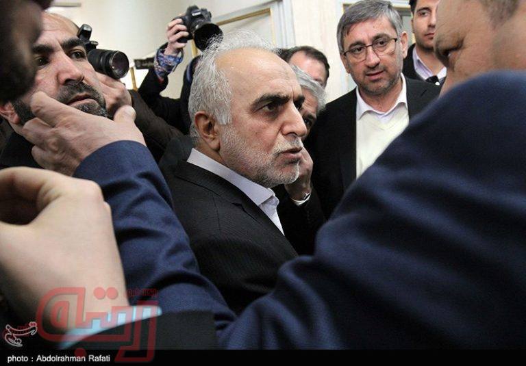 واکنش وزیر اقتصاد به ادعای دست‌کاری دولت در بورس