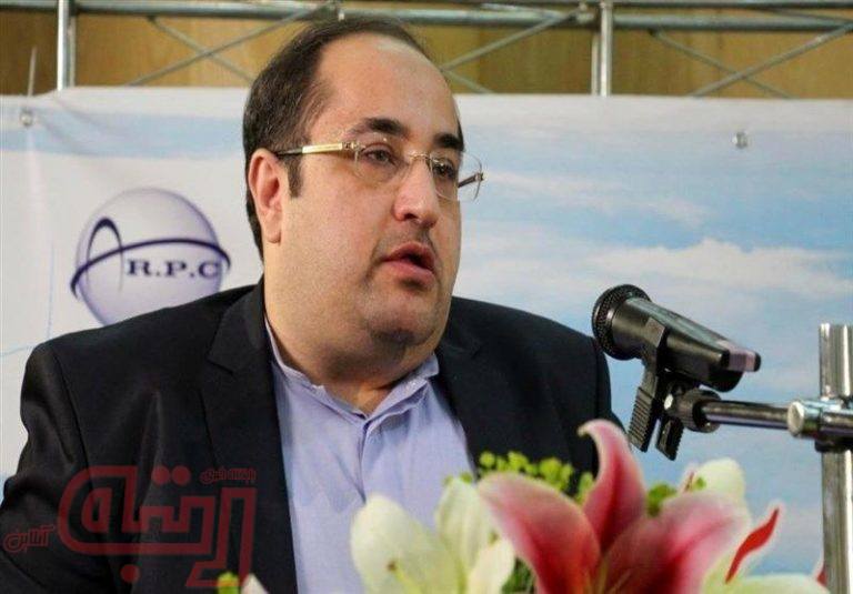 مردم نگران ریزش بورس در ماه‌های آینده نباشند