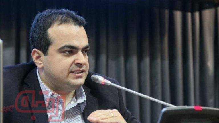 دلار ۱۰ هزار تومانی شوخی سیاسی است / پیش‌بینی بازدهی ماهانه ۵ درصد بورس