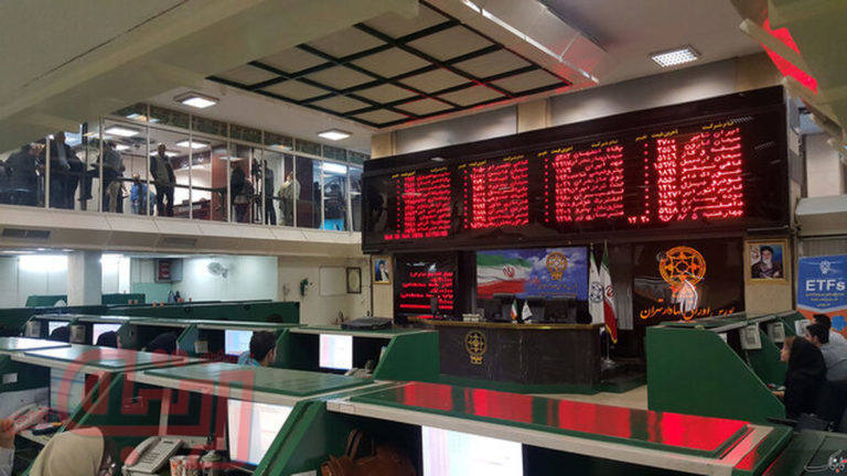 عرضه اوراق اختیار فروش تبعی سهام سه شرکت پتروشیمی از فردا در بورس