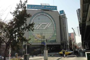 دو بازارگردان “البرز” را بیمه میکنند