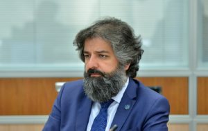 رایزنی تولیدکنندگان برای بقا