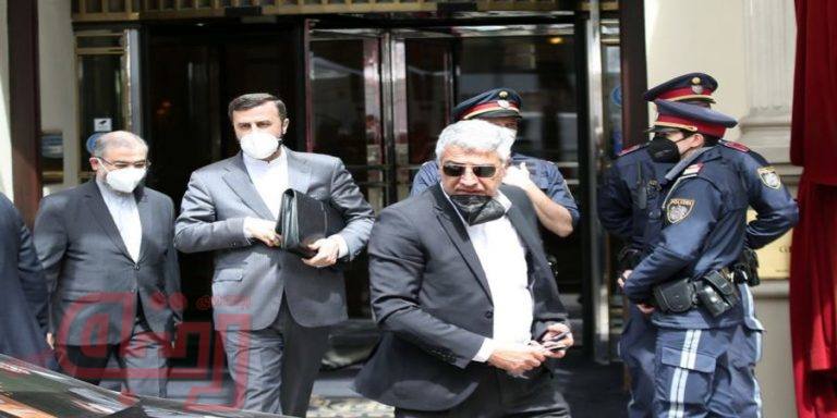 بازار ارز و خودرو در انتظار مذاکرات وین