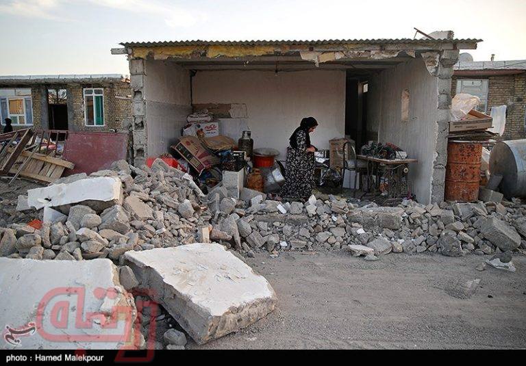 ساخت خانه با تکنولوژی‌ ایتالیایی‌ برای‌ زلزله‌زدگان‌