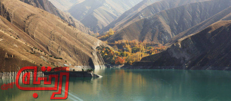 تنها با قایق به این طبیعت بکر بروید