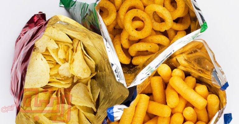 خطر‌ات باورنکردنی اسنک‌های تند وشور برای بدن!