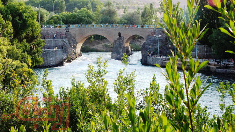 عروس زاینده‌رود در بختیاری