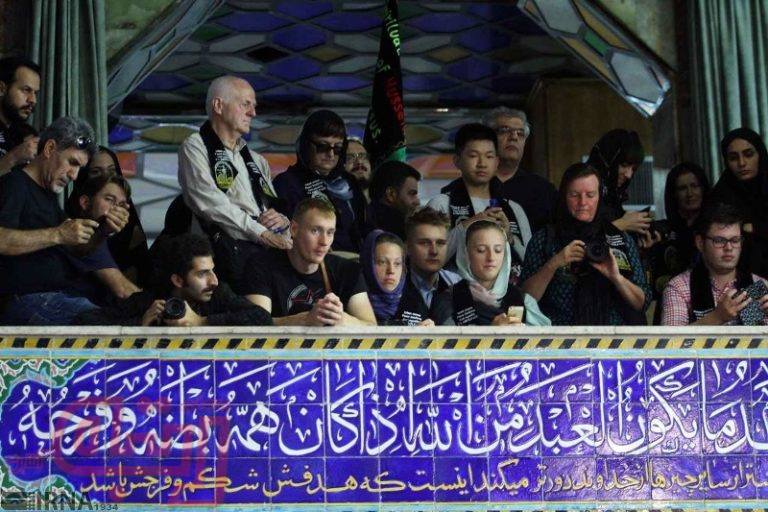 100 گردشگر خارجی از عزاداری یزدی‌ها دیدن کردند